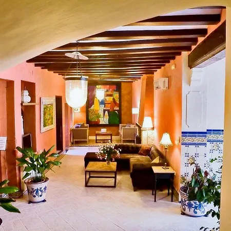 El Capricho Beniali Hotel